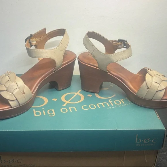 b.o.c. Cream and Brown Women's Gigi Sandals, Size 9M - Picture 4 of 9